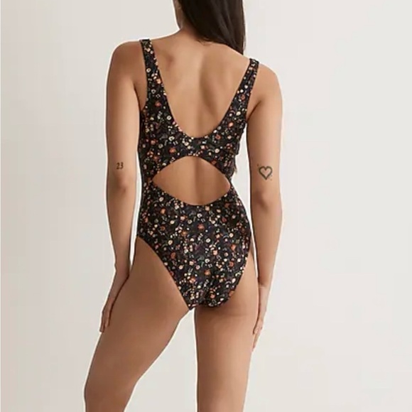 Madewell Square-Neck Tank One-Piece Swimsuit size Medium Excellent Condition - Picture 5 of 5